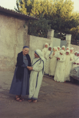 mała siostra Magdaleny Hurtin i św. Matka Teresa z Kalkuty 