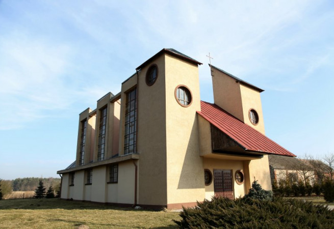 Komarowo Kościół filialny pw Przemienienia Pańskiego
