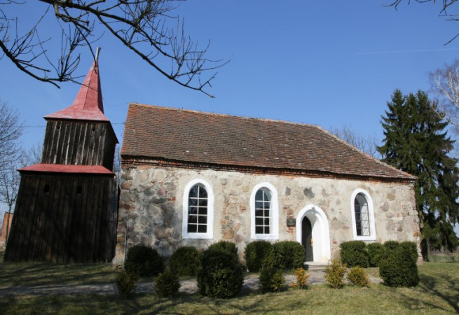   Grzęzno Kościół filialny pw św. Franciszka z Asyżu