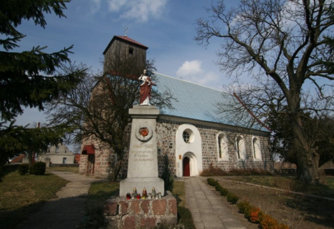 Lubanowo Kościół parafialny pw Chrystusa Króla