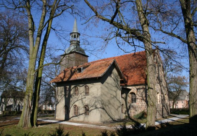 Przelewice Kościół parafialny pw Matki Bożej Królowej Polski