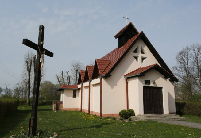 Giżyn Kościół filialny pw MB Królowej Polski